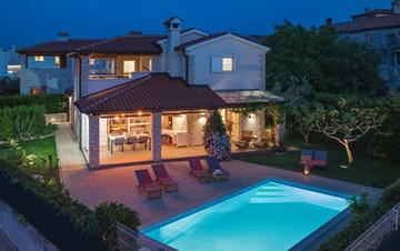 Villa with private pool, close to Novigrad, for a perfect holiday