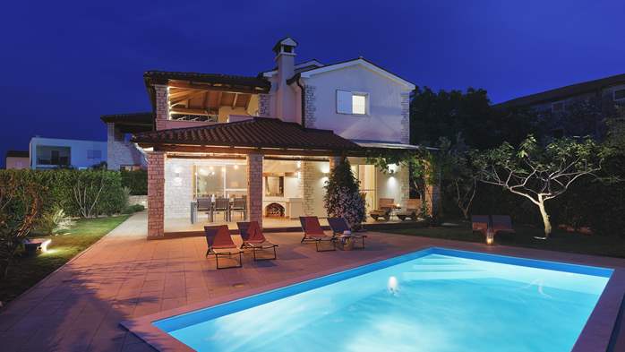 Villa con piscina, vicino a Novigrad, per una vacanza perfetta, 4