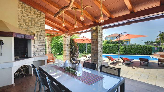 Villa con piscina, vicino a Novigrad, per una vacanza perfetta, 6