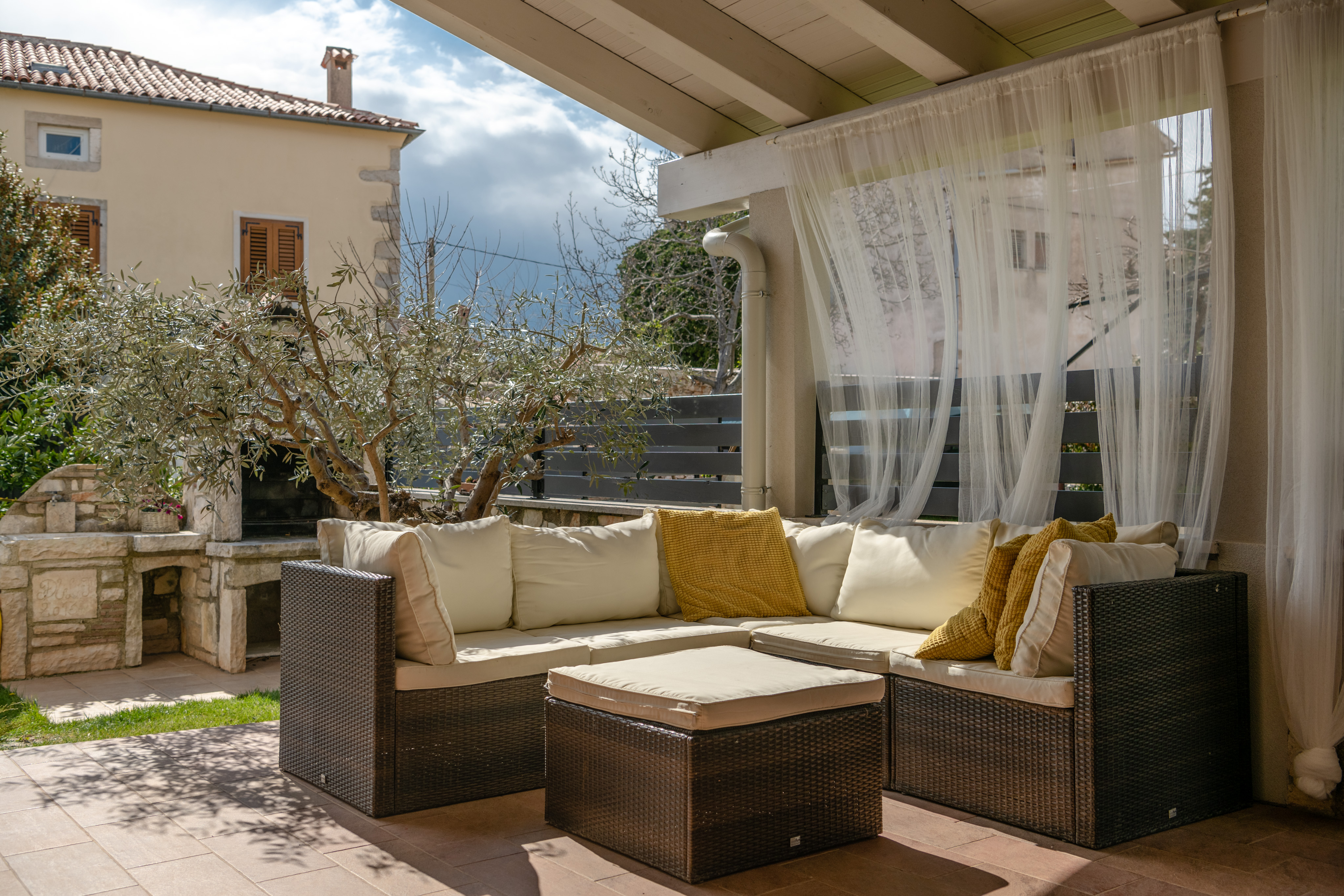 Rustical and charming villa in Krnica with pool, outdoor kitchen