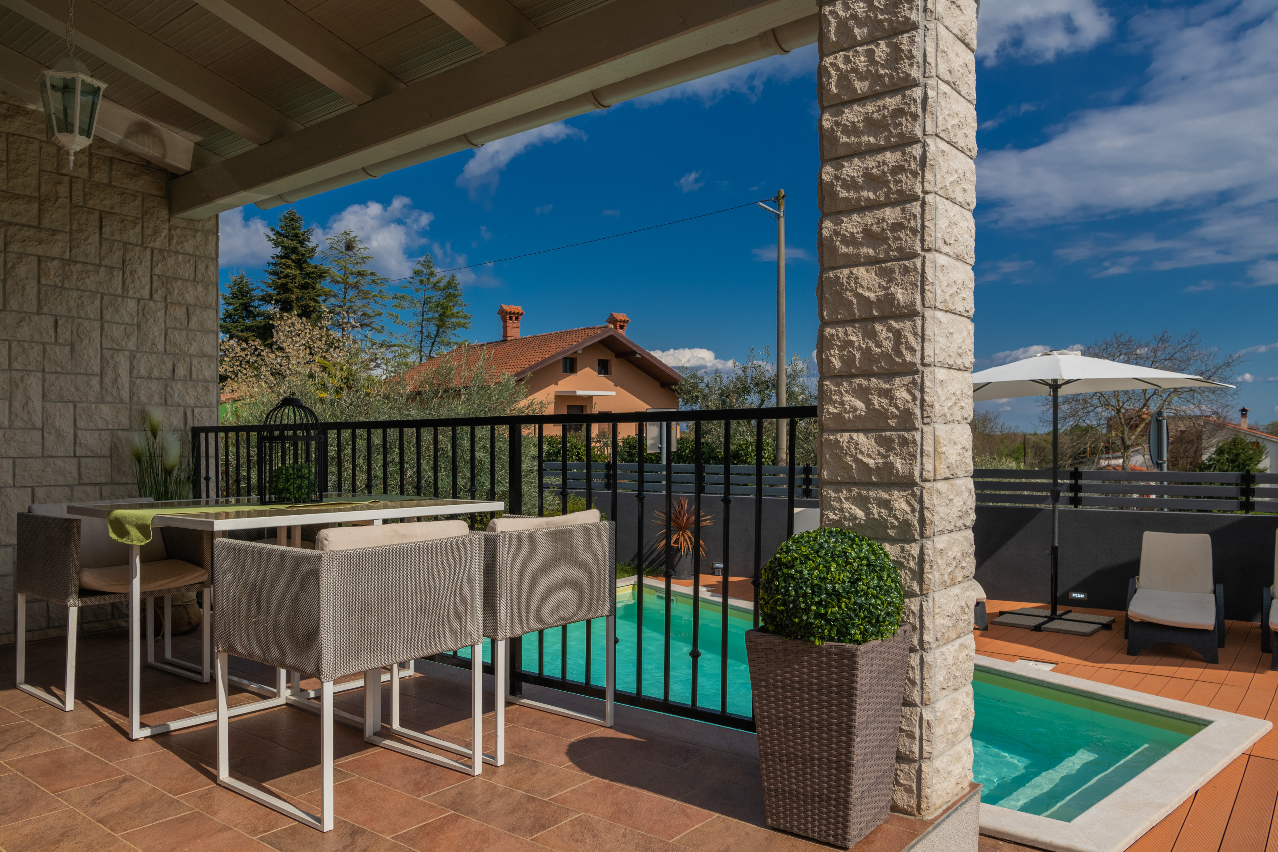 Rustical and charming villa in Krnica with pool, outdoor kitchen