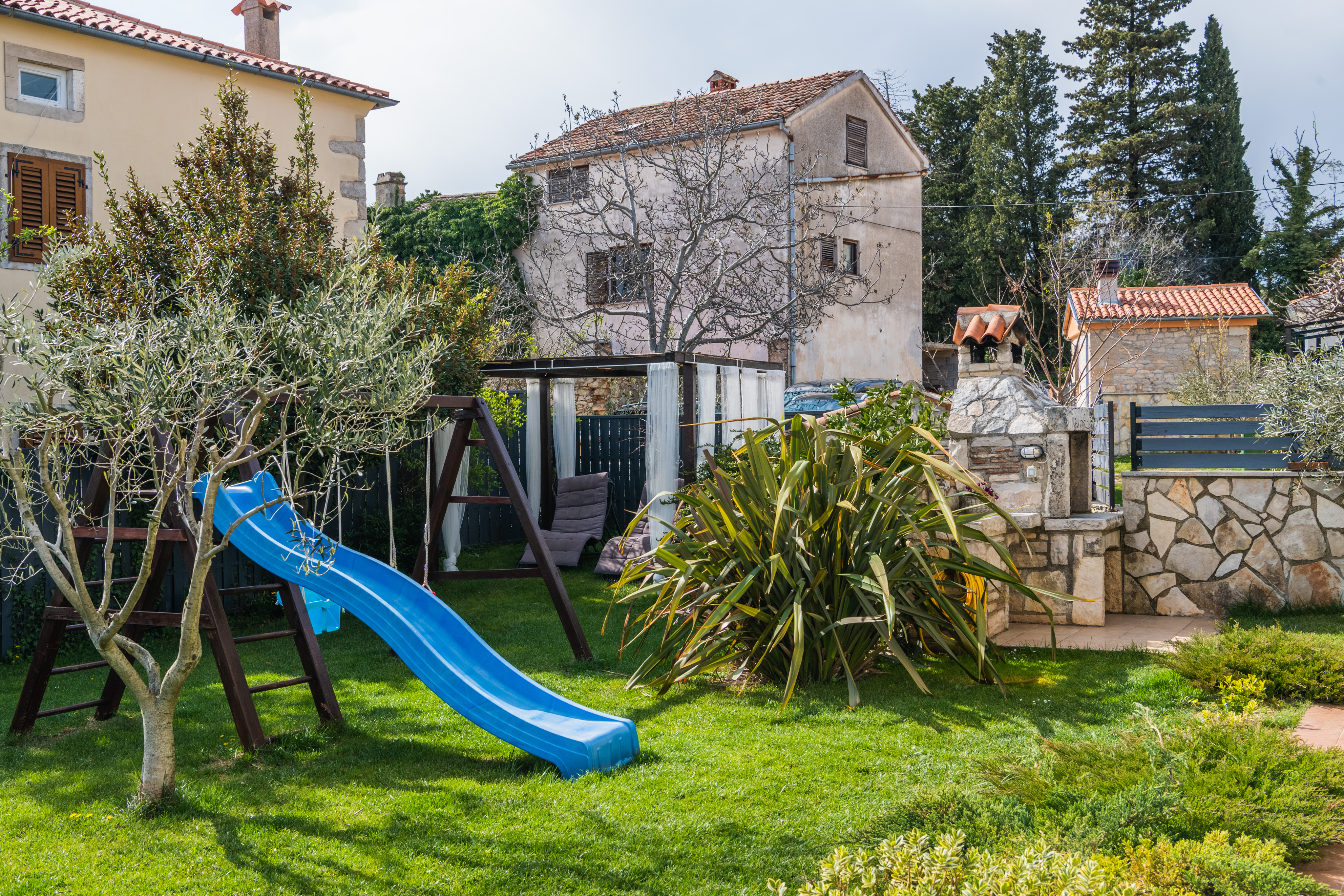 Rustical and charming villa in Krnica with pool, outdoor kitchen