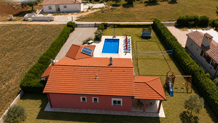 Villa with pool, playground and sun terrace on a quiet location, 22