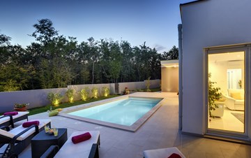 Villa con piscina riscaldata con idromassaggio e palestra