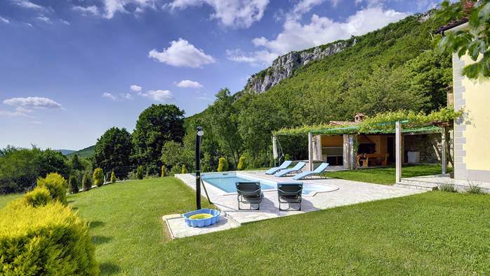 Villa für 10 personen in ruhiger Lage, Pool mit Whirlpool, WiFi, 8