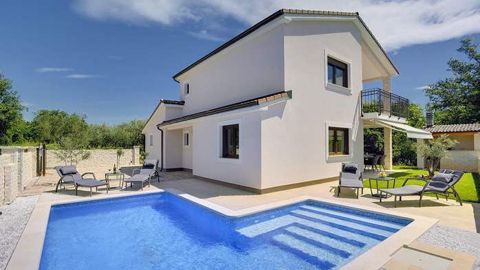 Stupenda villa con piscina privata, aria condizionata, free Wi-Fi, 1