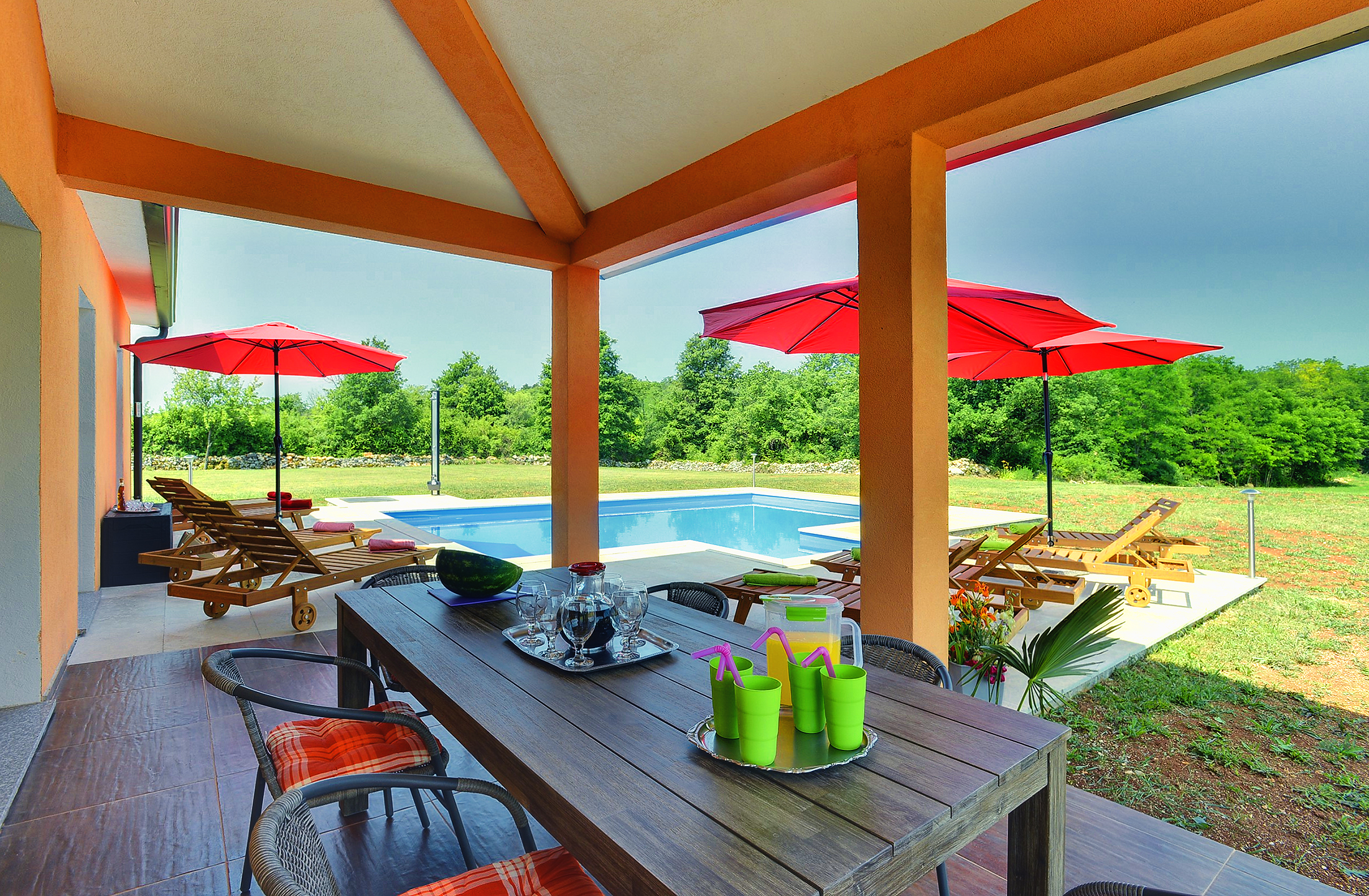 Classy and elegant villa on a large estate for up to 6 persons