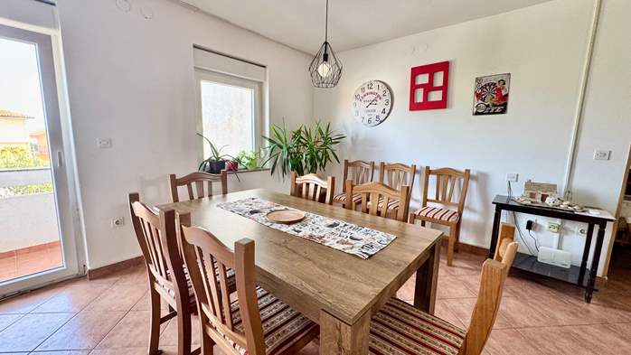 Geräumige zweistöckige Wohnung in Premantura,Balkon mit Meerblick, 7