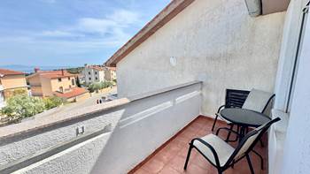 Spacious two storey apartment in Premantura, sea view balcony, 19