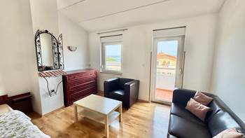 Spacious two storey apartment in Premantura, sea view balcony, 20