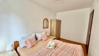 Spacious two storey apartment in Premantura, sea view balcony, 11