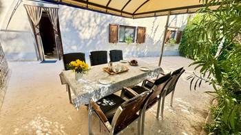 Ferienwohnung für 9 Personen mit Pool, Terrasse, Grill, 28