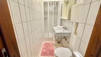 Ferienwohnung für 9 Personen mit Pool, Terrasse, Grill, 8