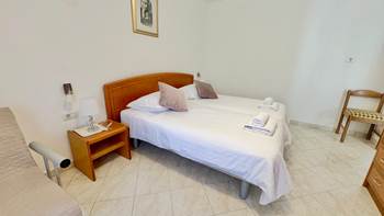 Ferienwohnung für 9 Personen mit Pool, Terrasse, Grill, 21