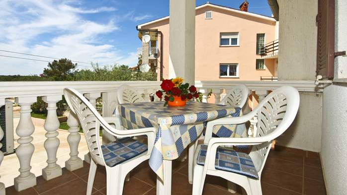 Apartment with balcony and two bedrooms for 5 persons, Internet, 7
