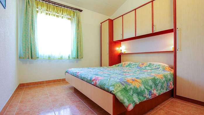 Comfortable apartment in Medulin for 4 persons, free WiFi, SAT-TV, 1