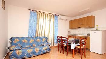 Apartment with garden for 2-4 persons, 600 m to the sea, WiFi, 1