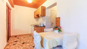 Small apartment with shared pool,  for 3 persons, 2