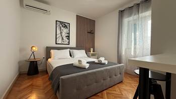 Deluxe apartment in Pula, with free WiFi, SAT-TV, air condition, 7