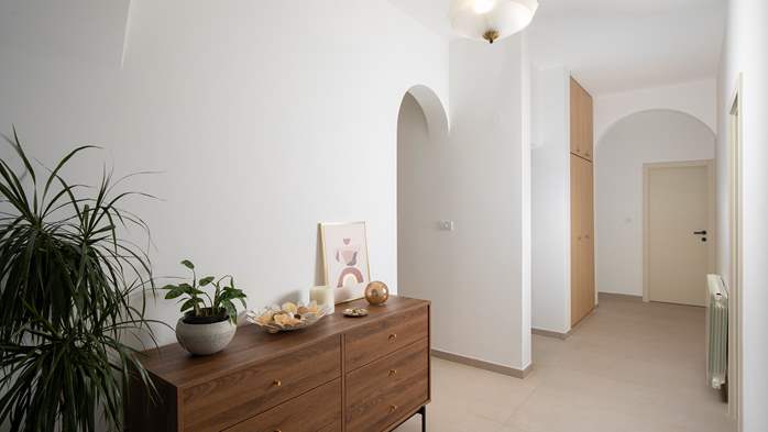 Prostrani apartman Viktoria na odličnoj lokaciji u Puli, 15