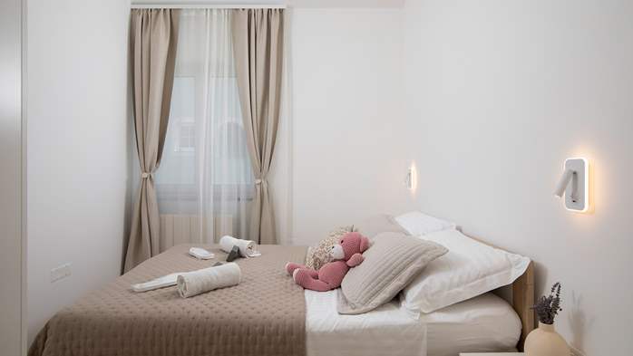 Prostrani apartman Viktoria na odličnoj lokaciji u Puli, 16