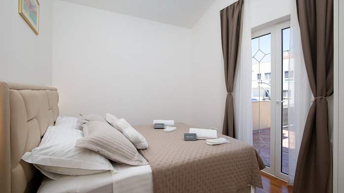 Prostrani apartman Viktoria na odličnoj lokaciji u Puli, 27