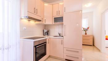 Very pleasant ambience of apartment for 4-5 persons, two bedrooms, 2