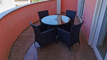 Air-conditioned, nice apartment with parking for 2-4 persons, 7