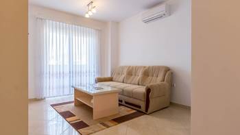 Air-conditioned, nice apartment with parking for 2-4 persons, 3