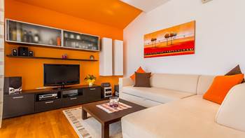 Perfectly decorated air-conditioned apartment for 4 persons, WiFi, 1