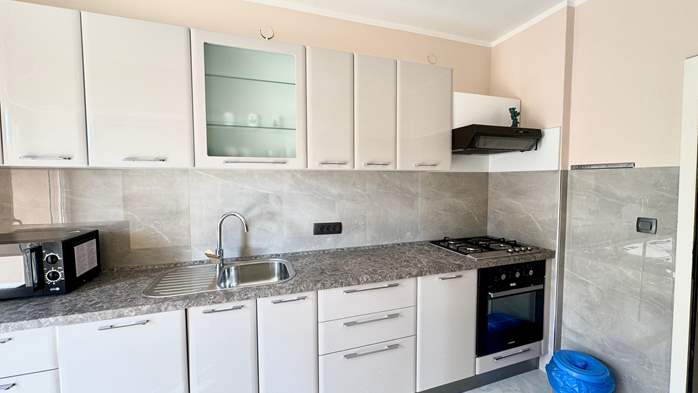 Apartment mit 2 Schlafzimmern in Medulin mit SAT-TV und WiFi, 2