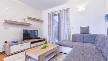 Modernly decorated and air conditioned apartment with 2 bedrooms, 2