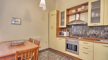 Comfortable apartment in Pula center, for four persons, 3
