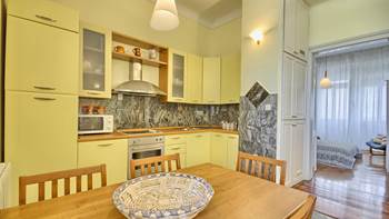 Comfortable apartment in Pula center, for four persons, 1