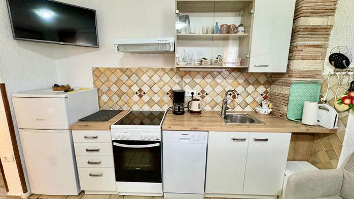 Divan studio apartman za dvoje sa zajedničkim vanjskim bazenom, 4