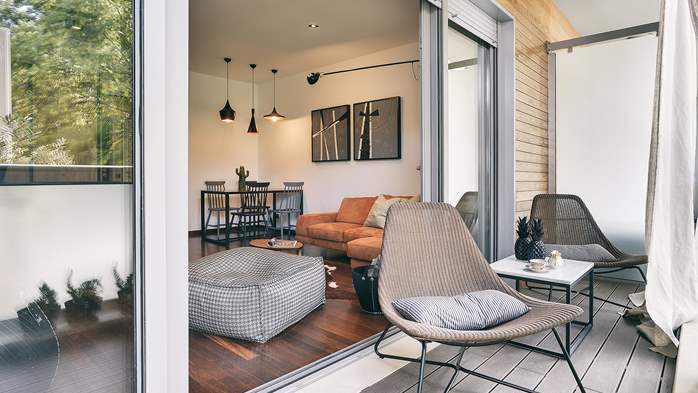 Charming apartment with three bedrooms and terrace in Pula centre, 18