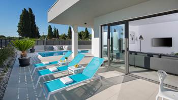 Luxuriöse 3-Zimmer-Wohnung mit privatem Pool für 6 Personen, 1
