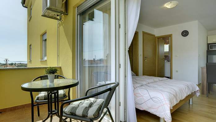 Schön eingerichtetes Apartment mit 1 Schlafzimmer für 2 bis 4 Pax, 8