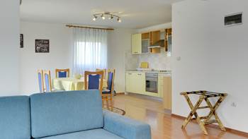 Beautiful and spacious apartment in Medulin, for 6 persons, WiFi, 1