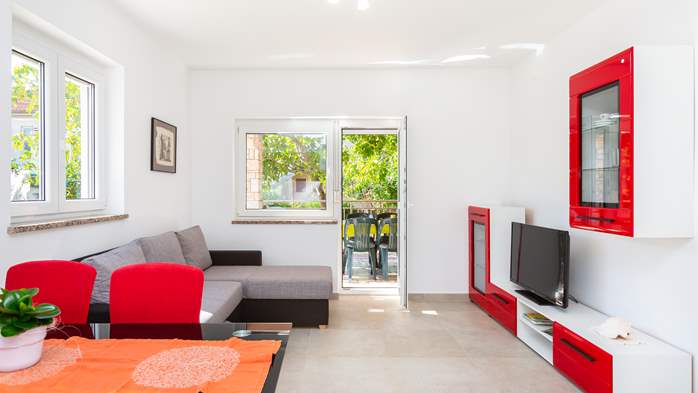 Große FeWo für 8 Personen, mit 4 Schlafzimmer und 3 Badezimmer, 1