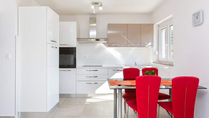 Große FeWo für 8 Personen, mit 4 Schlafzimmer und 3 Badezimmer, 4