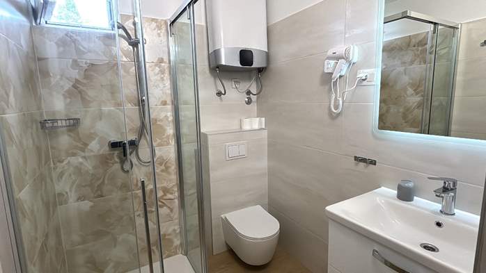 Gemütliche FeWo mit einem Schlafzimmer und kostenfreiem WLAN, 8