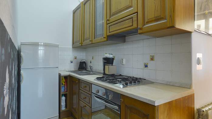 Air-conditioned apartment for 4 persons with two bedrooms, WiFi, 8