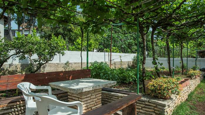 Helles und geräumiges Apartment für bis zu 8 Personen, WLAN, 11