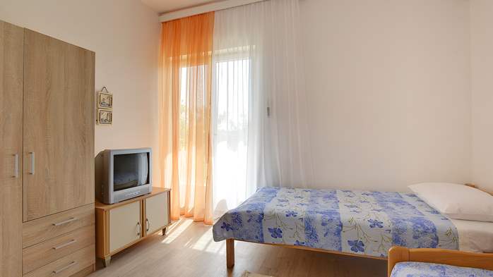 Helles und geräumiges Apartment für bis zu 8 Personen, WLAN, 8