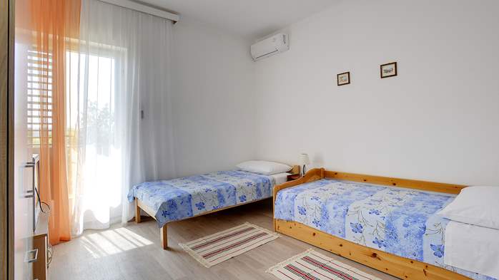 Helles und geräumiges Apartment für bis zu 8 Personen, WLAN, 7