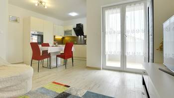 Nice air-conditioned apartment for 4 people, with private terrace, 4
