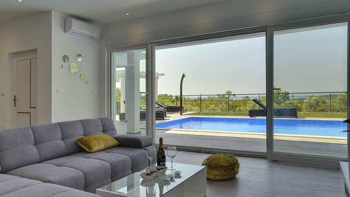 Gorgeous modern villa with private pool, sea view, terrace, WiFi, 14