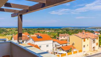 Pleasant apartment in Ližnjan with balcony overlooking the sea, 1