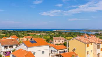 Pleasant apartment in Ližnjan with balcony overlooking the sea, 8